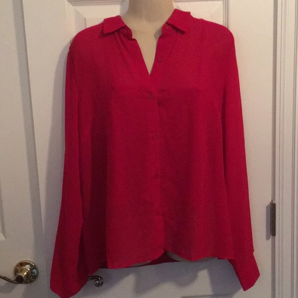 Forever 21 red button down top- large - Picture 3 of 7